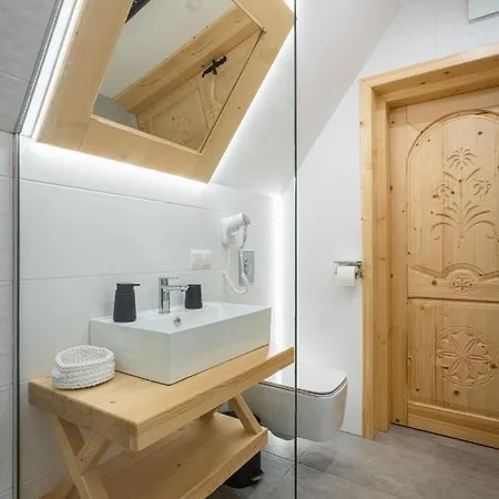 Biały Miś Art&design *